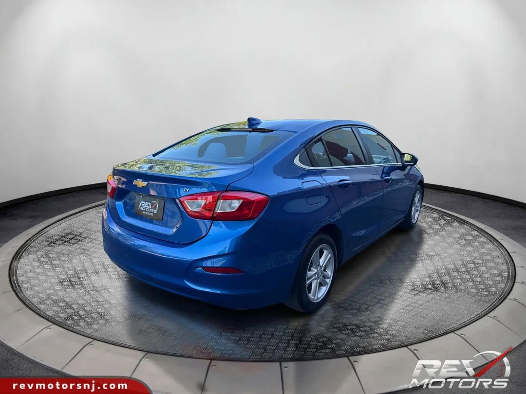 Used 2016 Chevrolet Cruze LT FWD image 5