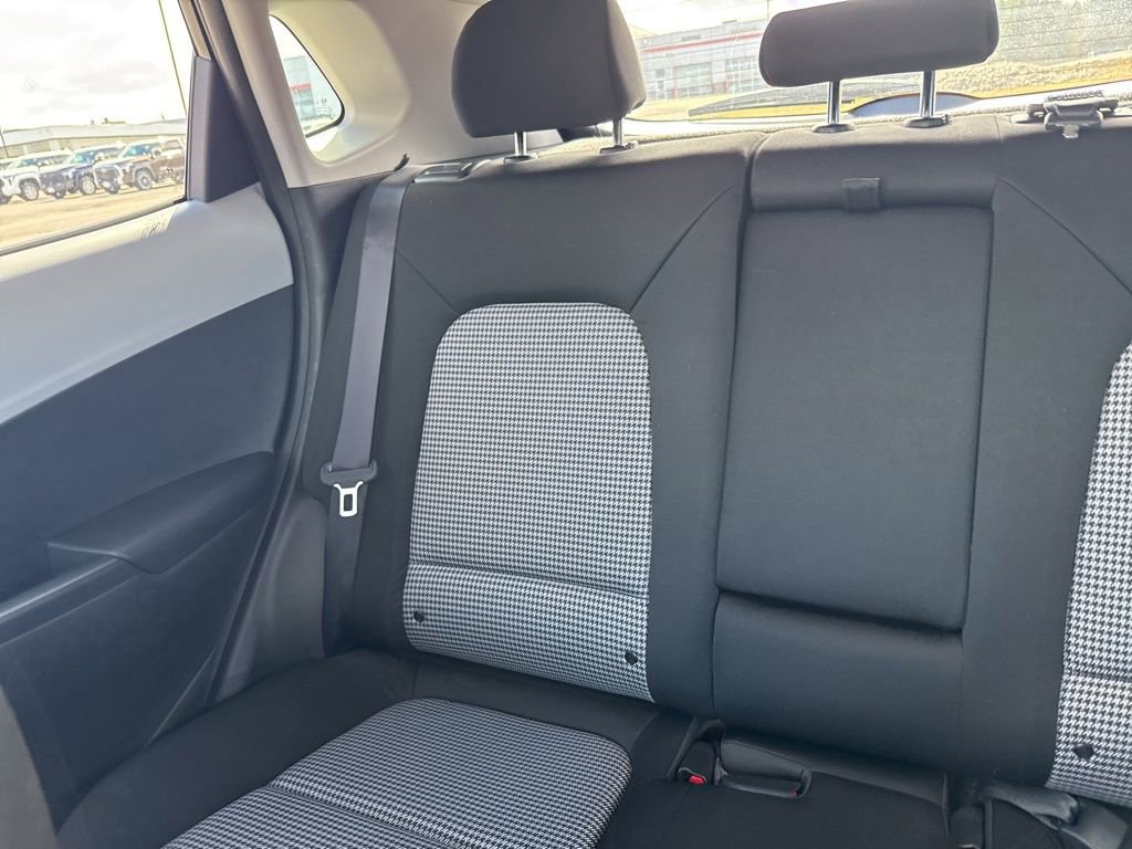 Used 2021 Hyundai Kona SEL w/ Cargo Package image 14