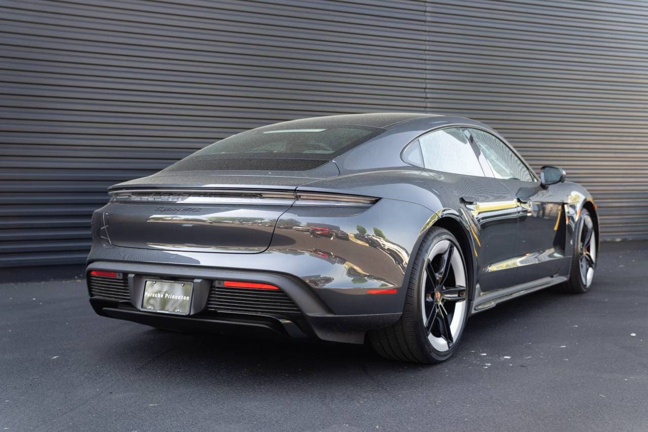 New 2026 Porsche Taycan GTS AWD/4WD image 11