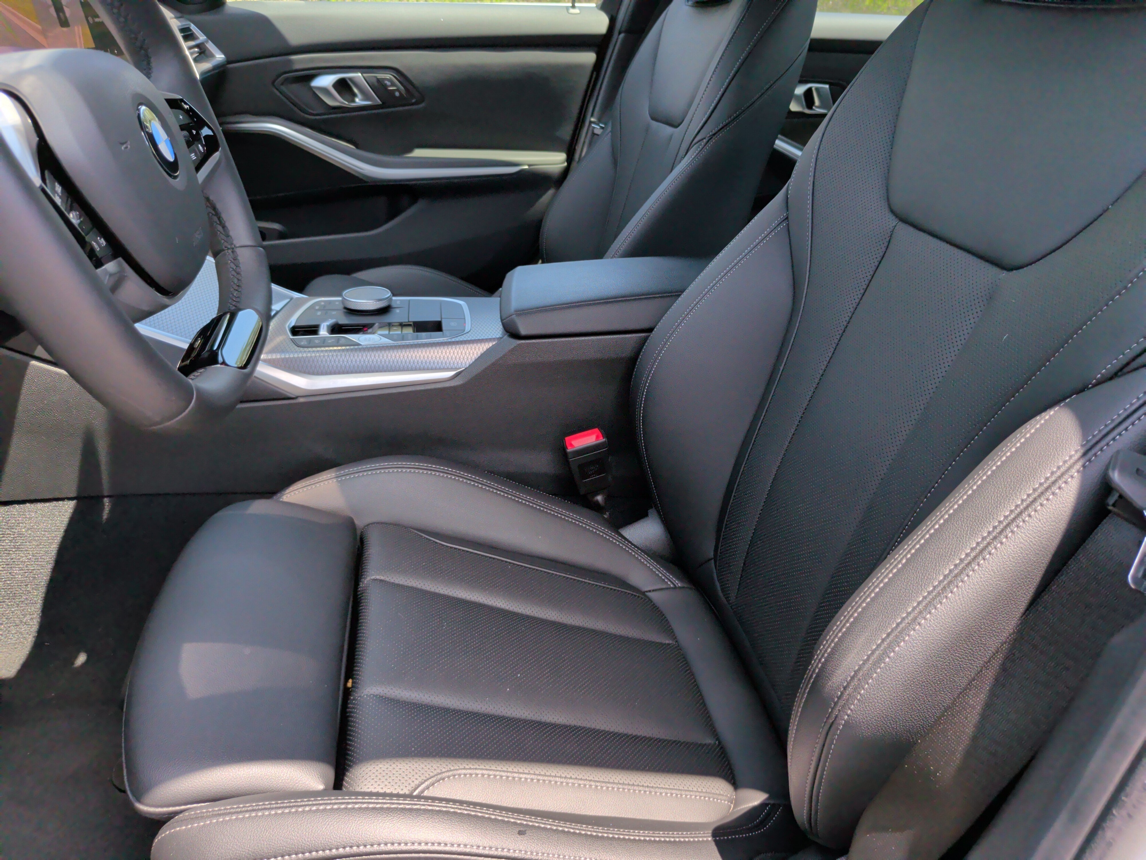 Used 2025 BMW 330i Sedan RWD image 26
