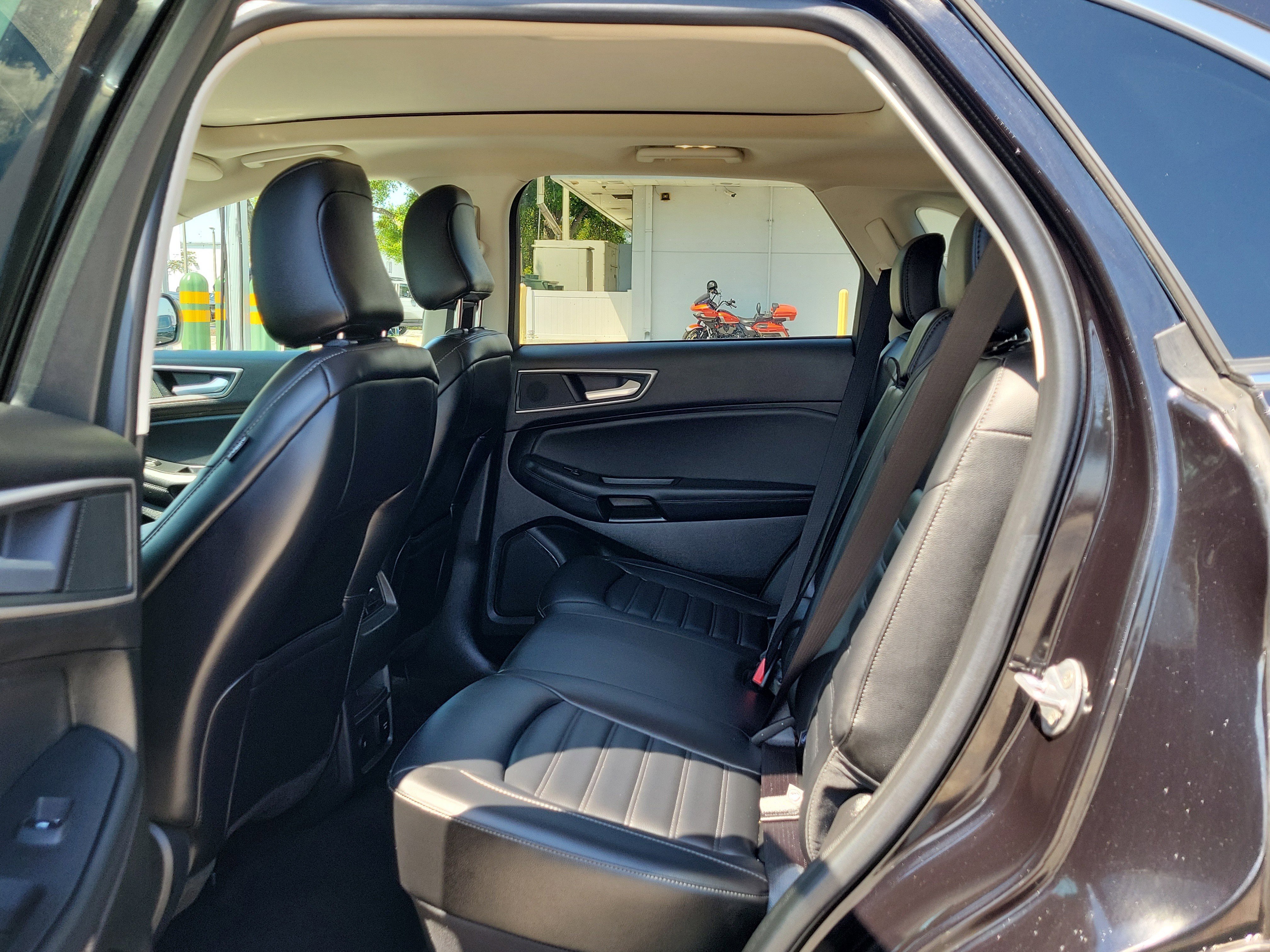 Certified 2024 Ford Edge SEL w/ Convenience Package AWD/4WD image 13