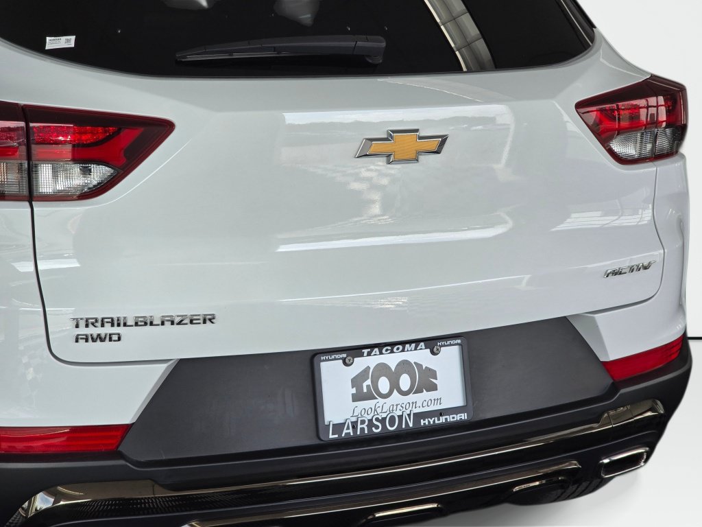 Used 2023 Chevrolet TrailBlazer ACTIV AWD/4WD image 14