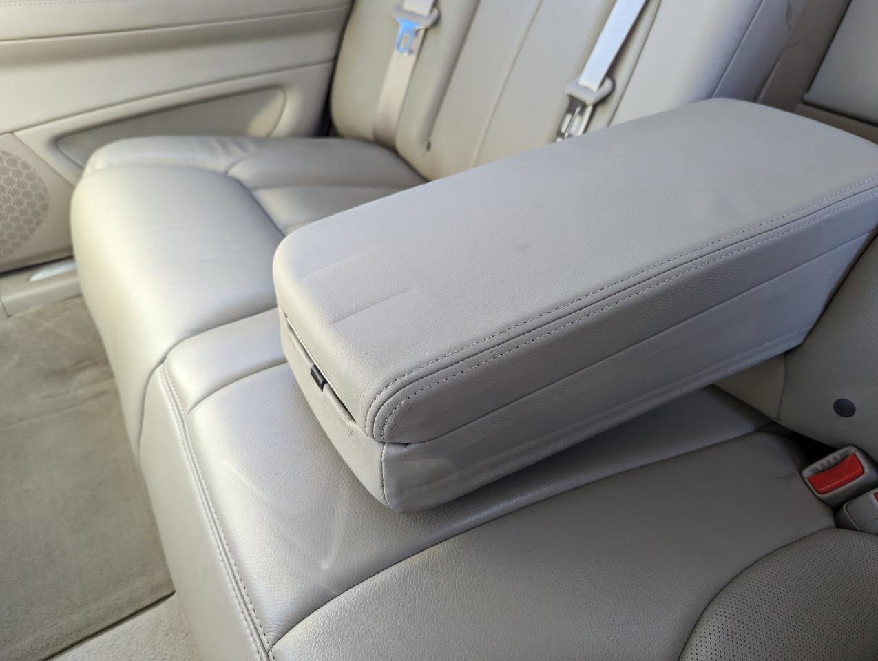 Used 2011 Cadillac DTS Premium w/ Driver Awareness Package FWD image 42