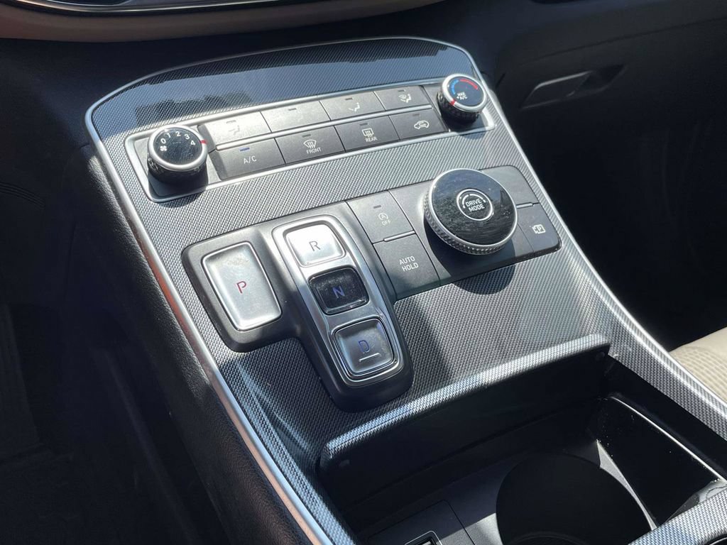 Used 2023 Hyundai Santa Fe SE FWD image 18