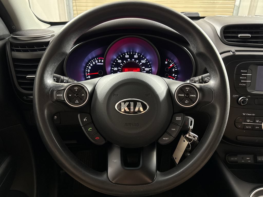 Used 2017 Kia Soul + FWD image 14