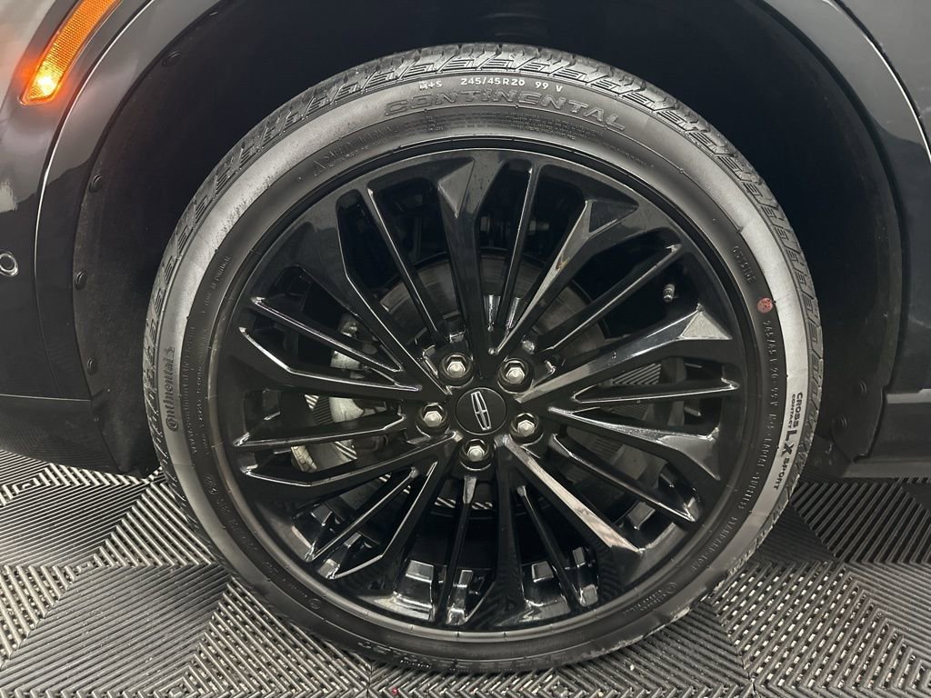 Used 2023 Lincoln Corsair Reserve w/ Equipment Group 202A image 40