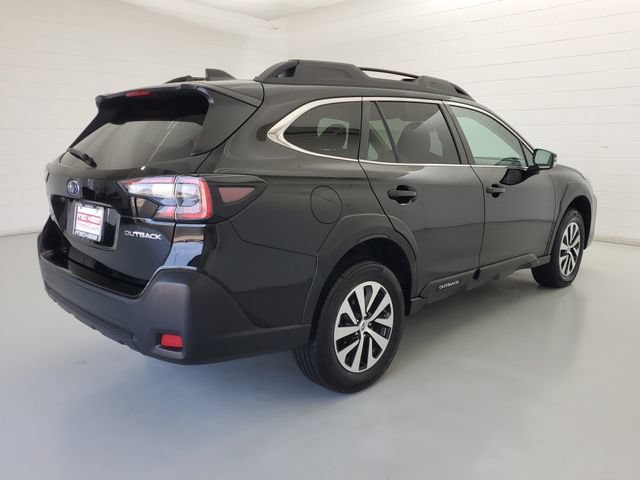 Used 2024 Subaru Outback Premium AWD/4WD image 5