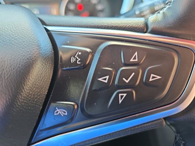 Used 2023 Chevrolet Equinox LT image 28