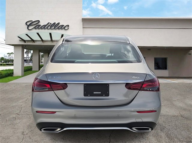 Used 2022 Mercedes-Benz E 350 4MATIC Sedan image 4