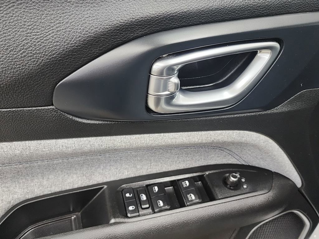 Used 2022 Jeep Compass Latitude w/ Convenience Group image 10