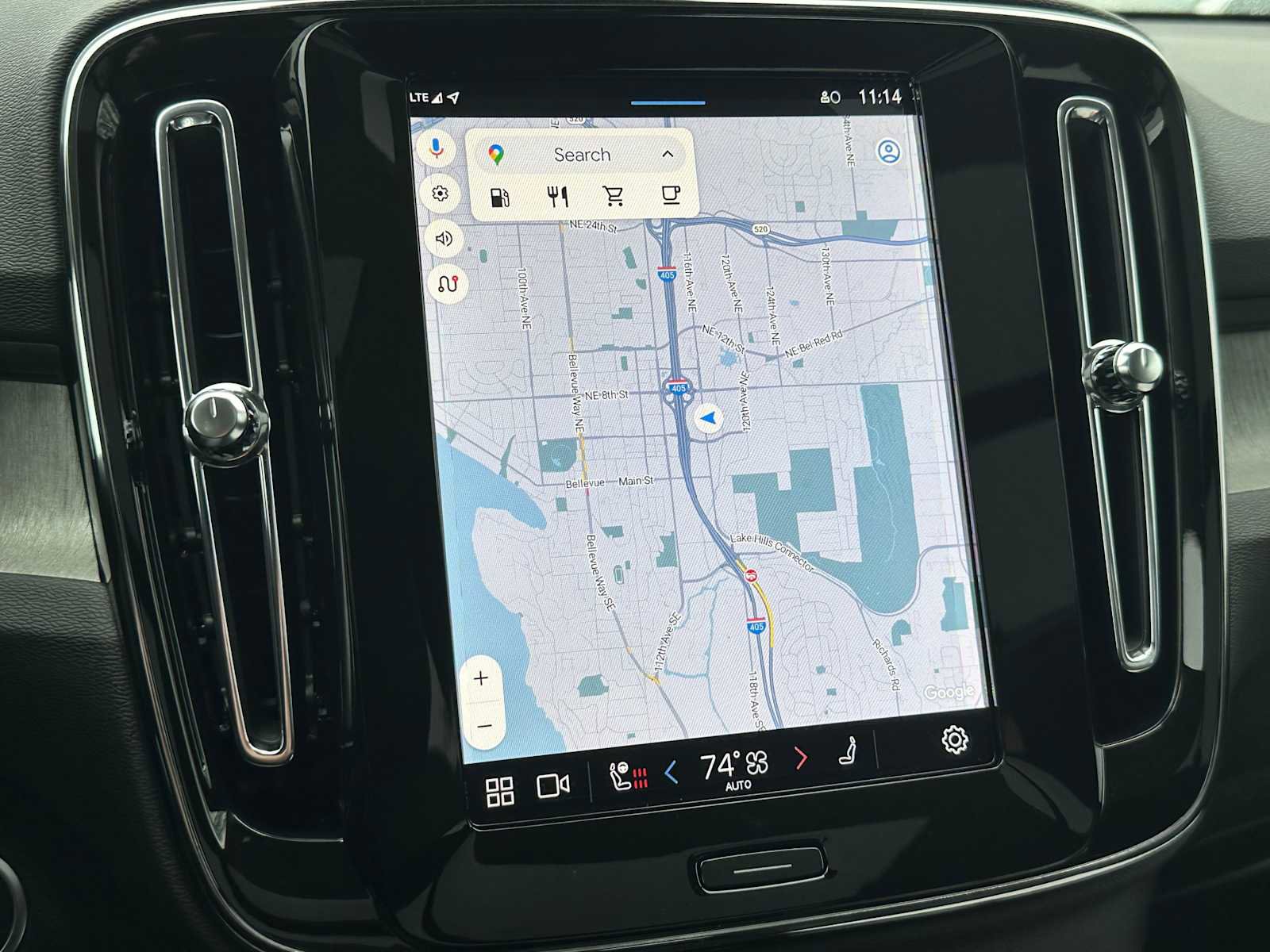 Used 2025 Volvo XC40 B5 Core w/ Protection Package Premier image 27