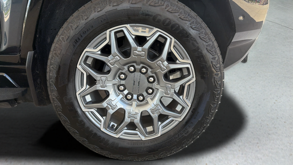 Used 2025 GMC Hummer EV 3X AWD/4WD image 23
