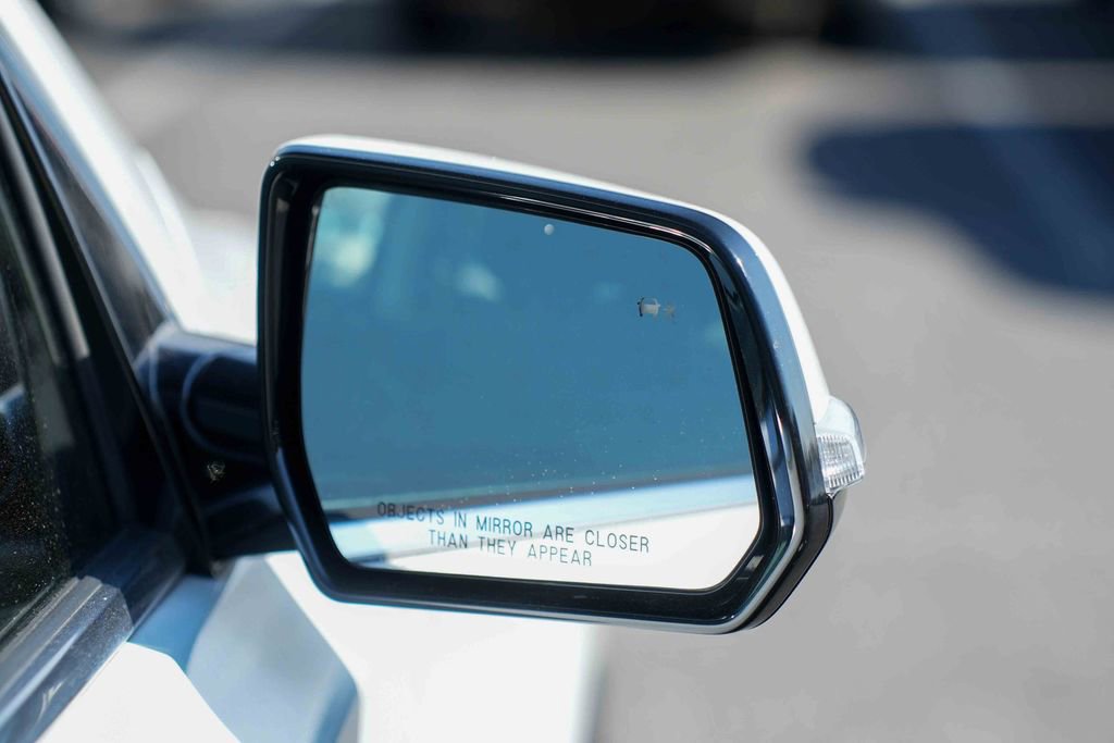 Used 2018 Chevrolet Traverse LT image 14