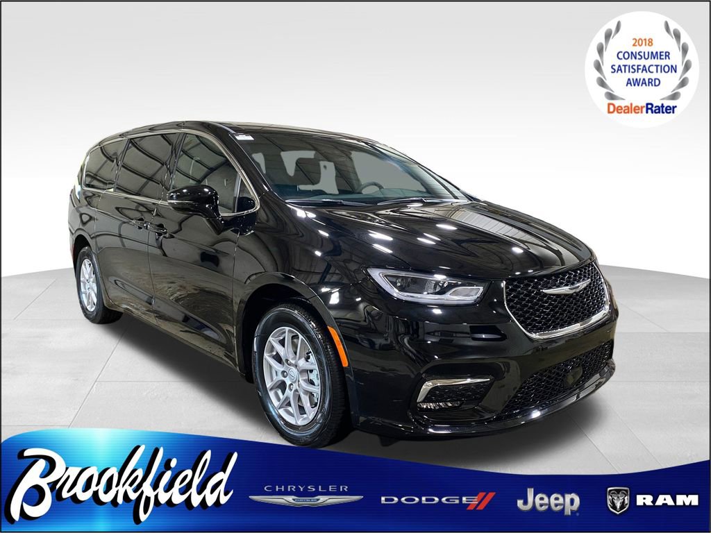 New 2026 Chrysler Pacifica Select image 1