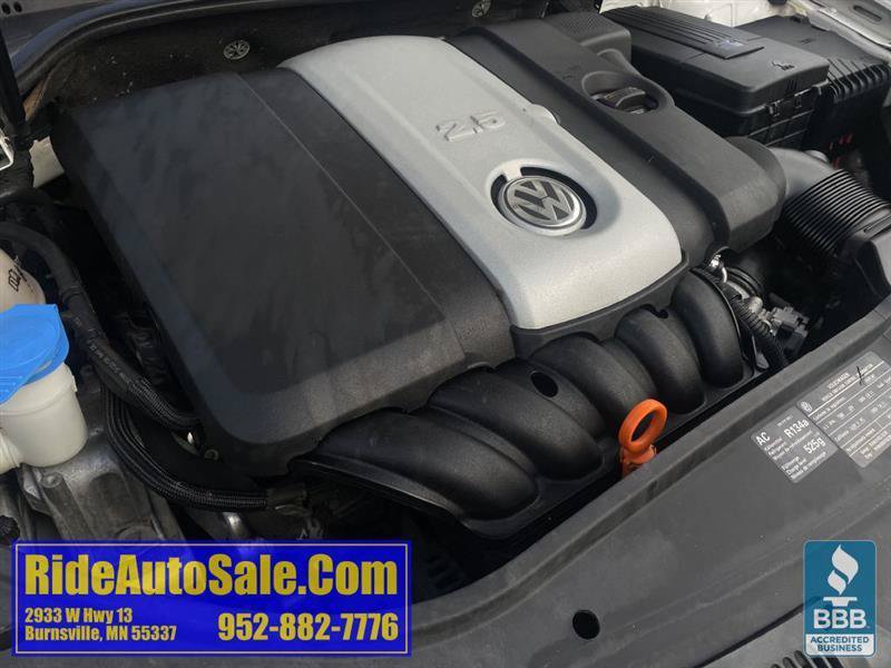 Used 2009 Volkswagen Rabbit S w/ Cold Weather Pkg FWD image 20