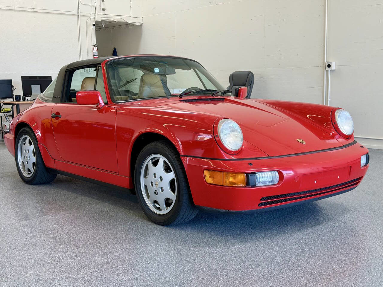 Used 1991 Porsche 911 Targa image 6