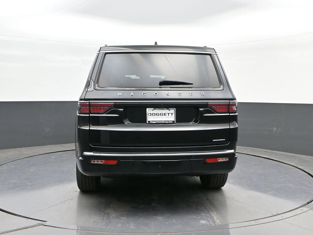 Used 2024 Jeep Wagoneer Series II image 8