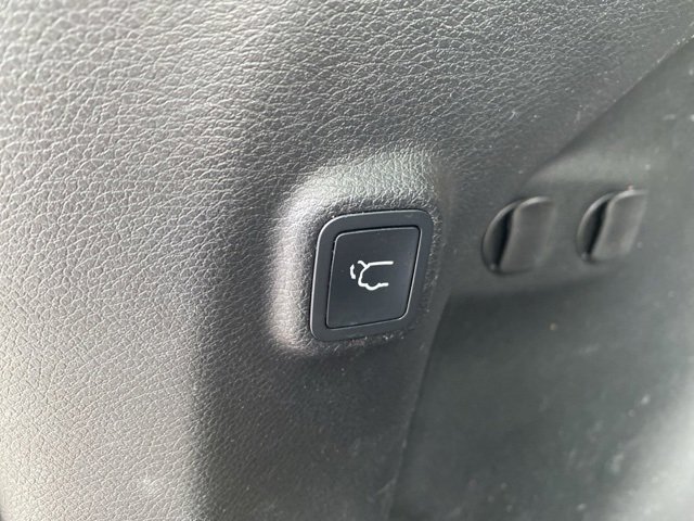 Used 2019 Jeep Cherokee High Altitude image 7