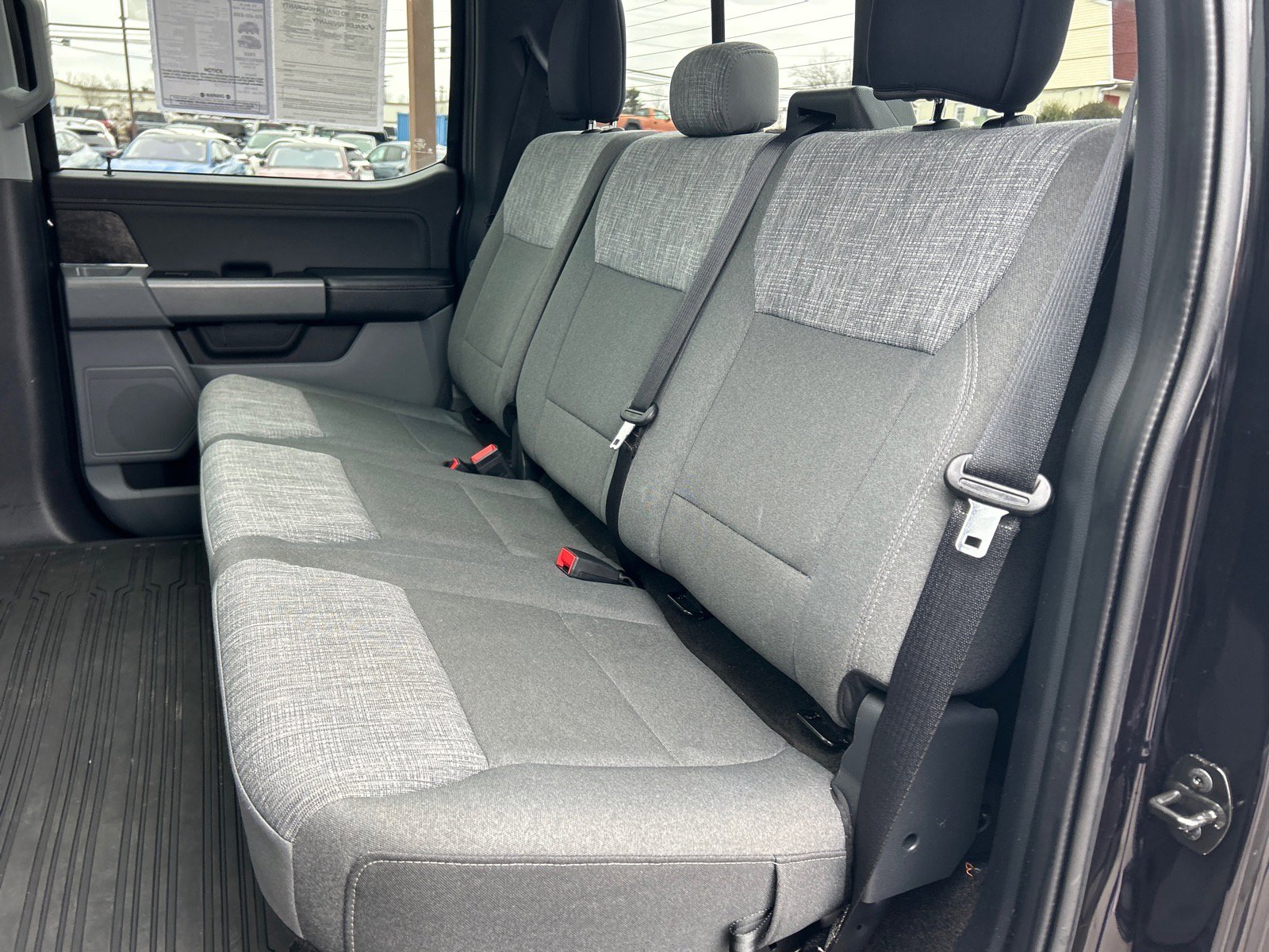 Certified 2022 Ford F150 XLT w/ Equipment Group 302A High image 10