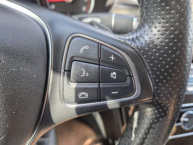 Used 2018 Mercedes-Benz C 300 4MATIC Sedan w/ Premium Package image 15