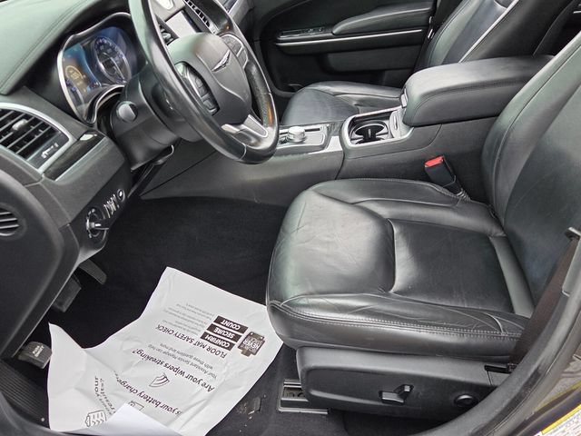 Used 2019 Chrysler 300 Touring L w/ Quick Order Package 22F RWD image 6