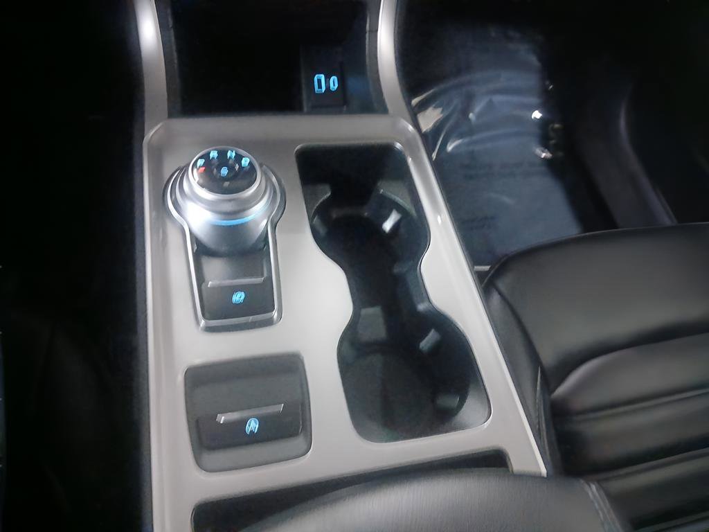 Used 2024 Ford Edge SEL image 15