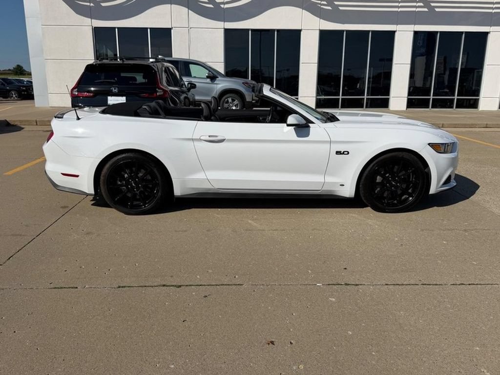 Used 2016 Ford Mustang GT Premium w/ Equipment Group 401A RWD image 11