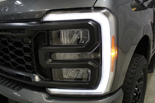 New 2026 Ford F250 XL AWD/4WD image 33