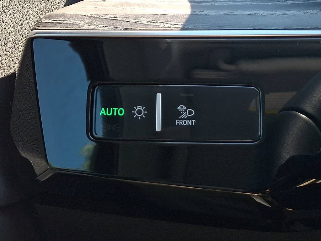 Certified 2023 Audi e-tron Premium Plus w/ Premium Plus Package AWD/4WD image 26