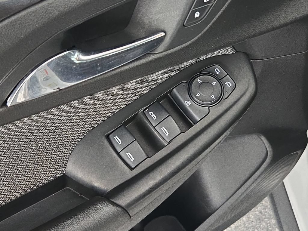 Used 2021 Chevrolet TrailBlazer LS FWD image 26