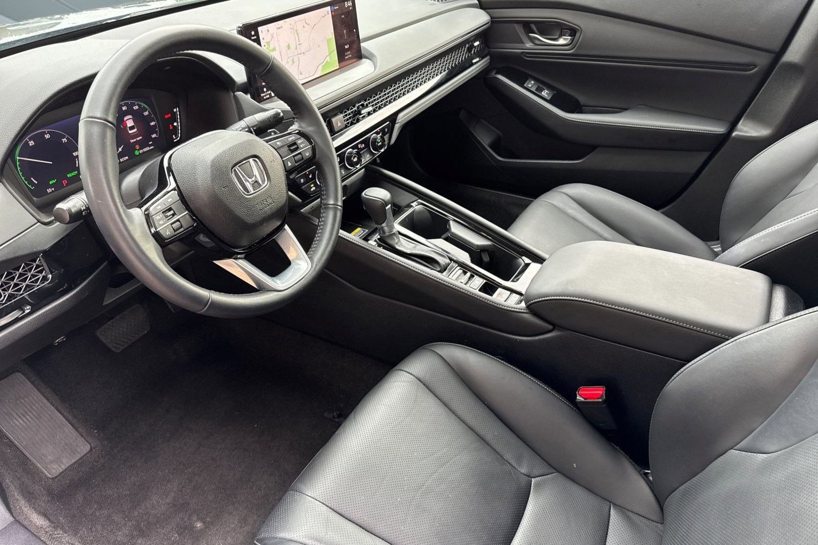 Certified 2024 Honda Accord Touring image 4