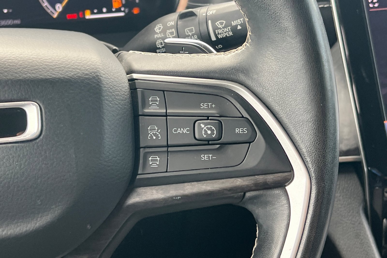 Used 2021 Jeep Grand Cherokee L Limited image 39