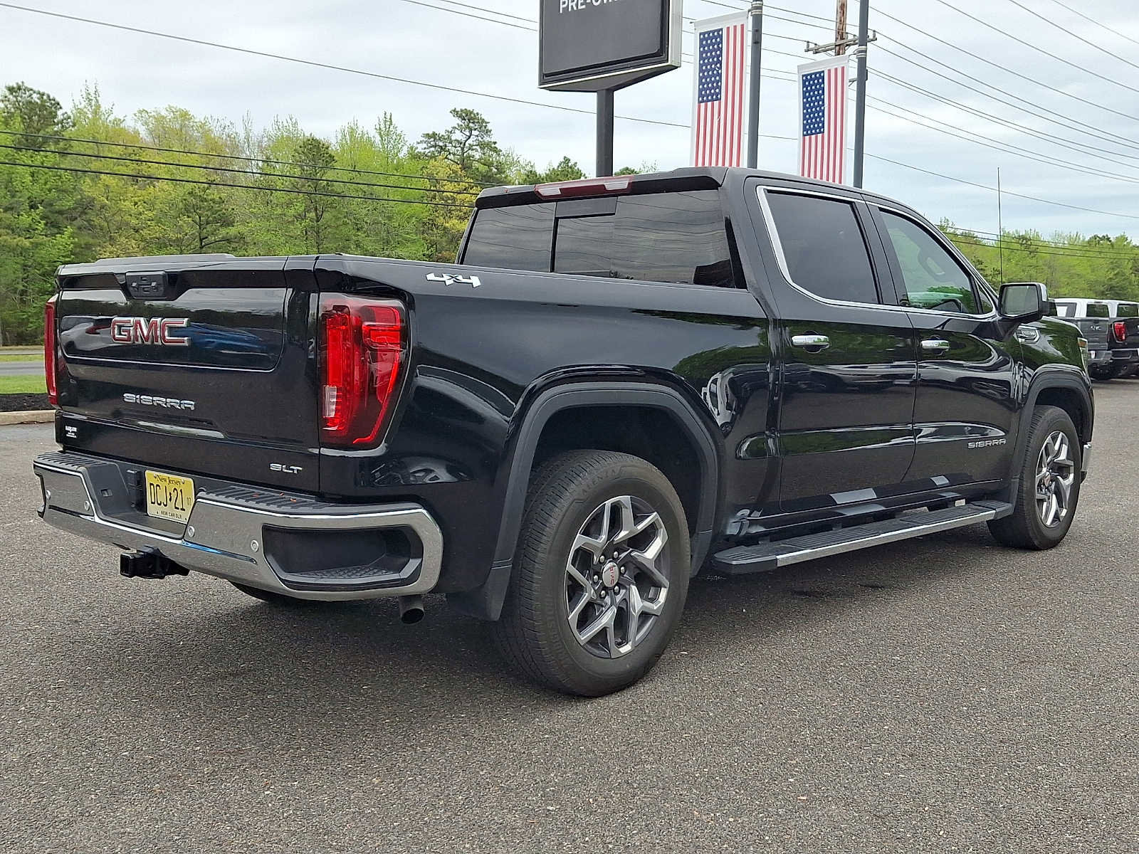 Certified 2023 GMC Sierra 1500 SLT w/ SLT Premium Plus Package AWD/4WD image 6