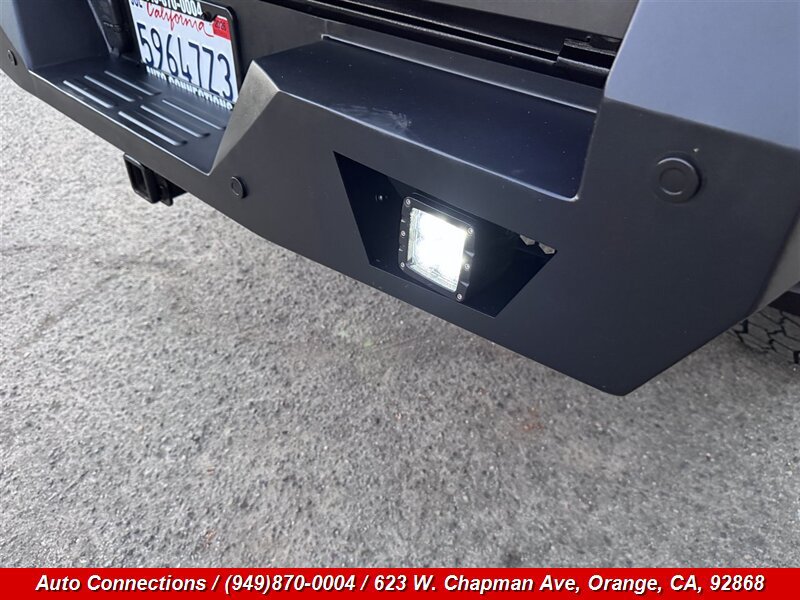 Used 2017 Toyota Tacoma TRD Off-Road w/ Tow Package (A/T) AWD/4WD image 28
