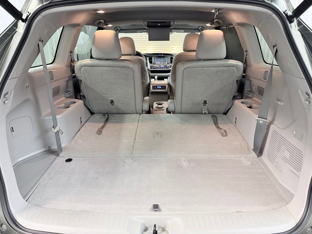 Used 2015 Toyota Highlander Limited FWD image 33