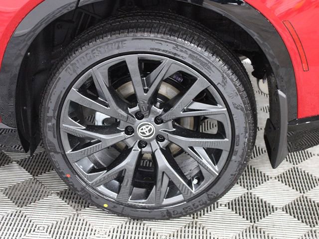 New 2026 Toyota Crown Signia AWD/4WD image 13