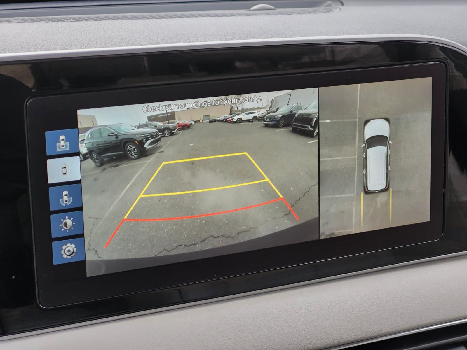 Used 2021 Hyundai Palisade Calligraphy image 23