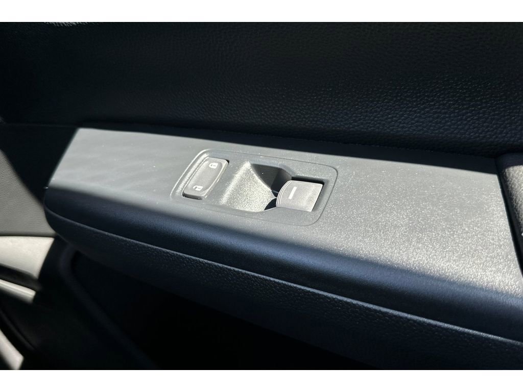 Used 2024 Honda CR-V EX image 23