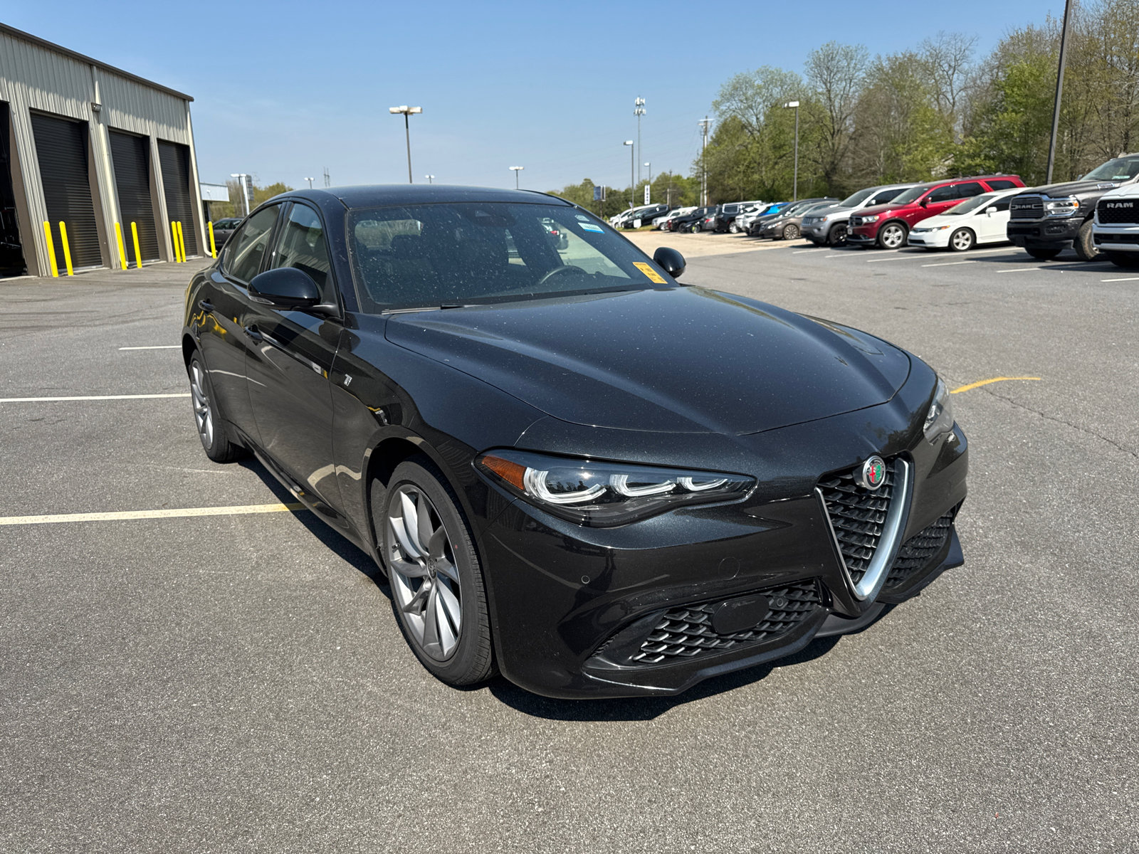 Used 2024 Alfa Romeo Giulia Ti image 3