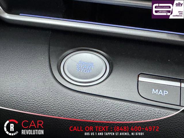 Used 2024 Hyundai Elantra Limited FWD image 31