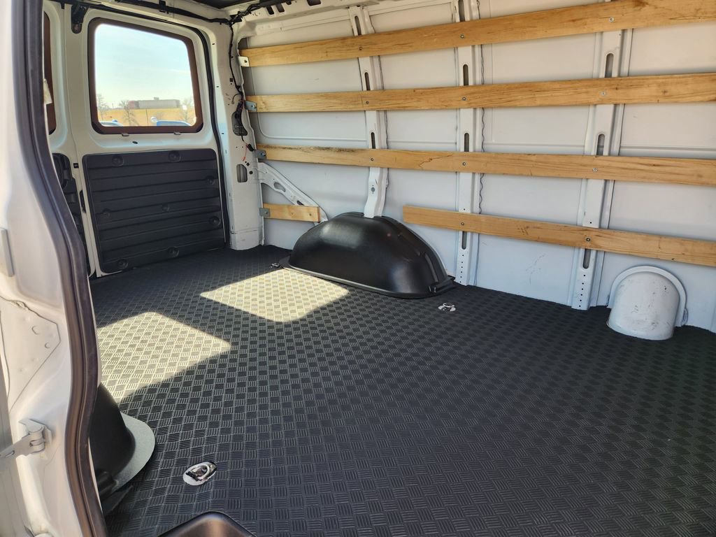 Certified 2024 Chevrolet Express 2500 w/ Driver Convenience Package image 28