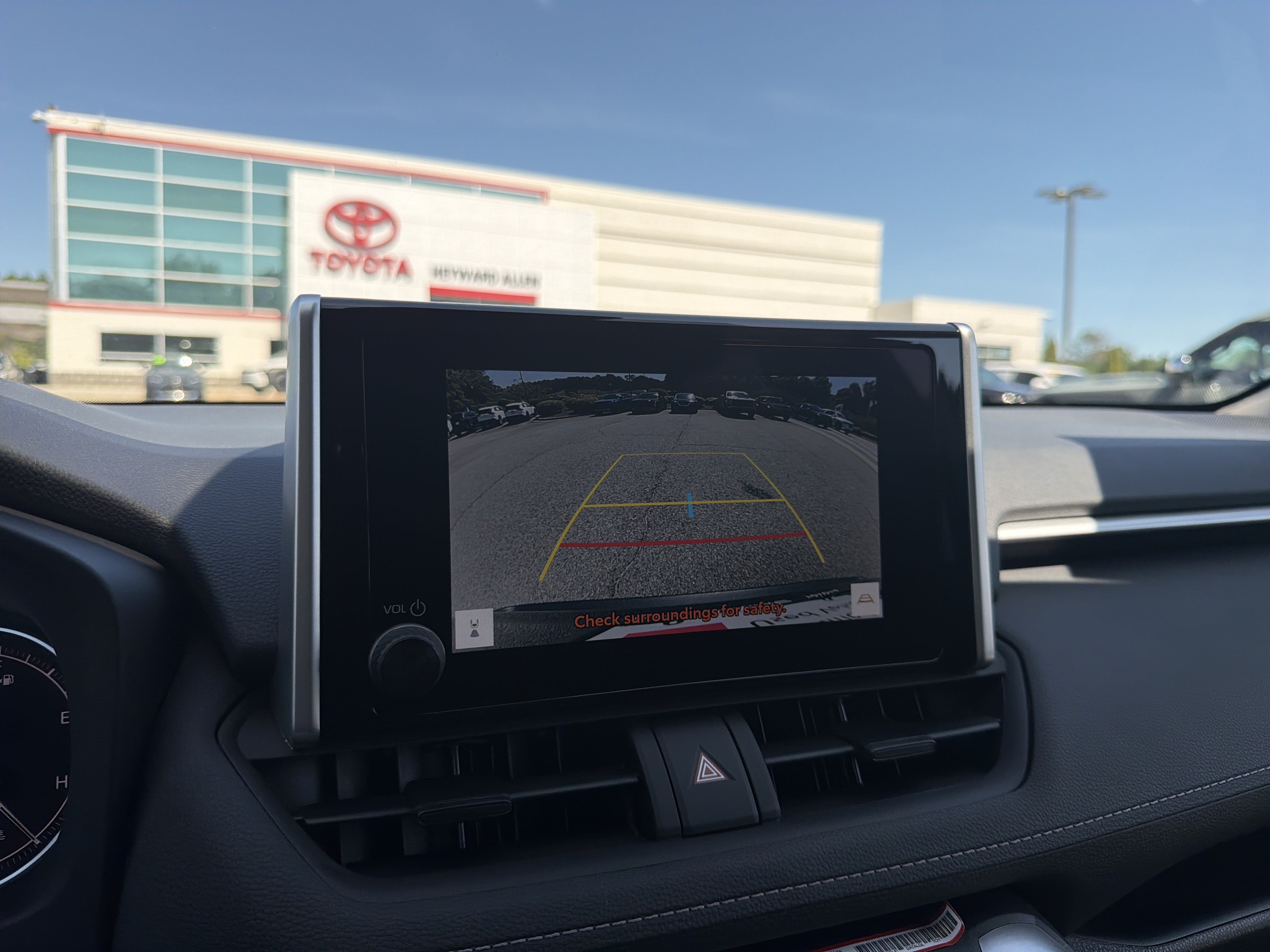 Certified 2025 Toyota RAV4 XLE w/ Convenience Package FWD image 6