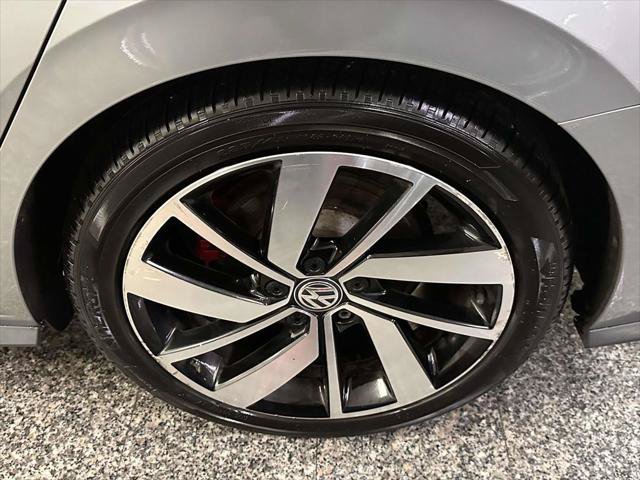 Used 2020 Volkswagen Jetta GLI Autobahn FWD image 7