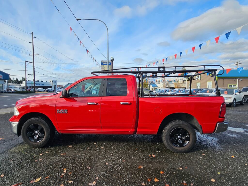 Used 2017 RAM 1500 Classic SLT image 4