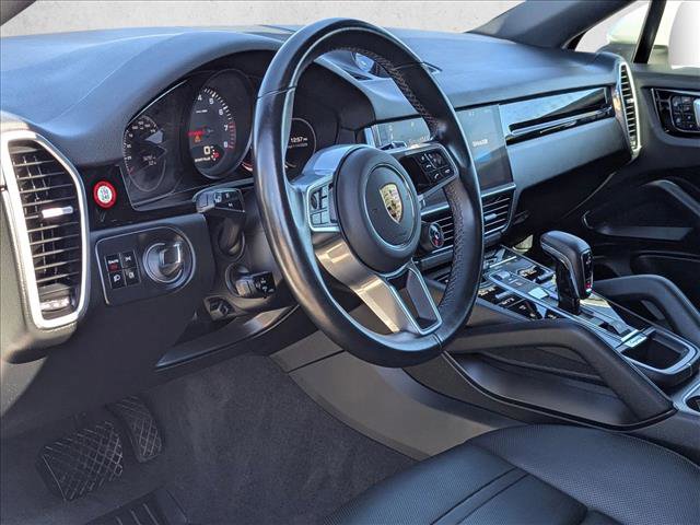 Used 2021 Porsche Cayenne Coupe image 9