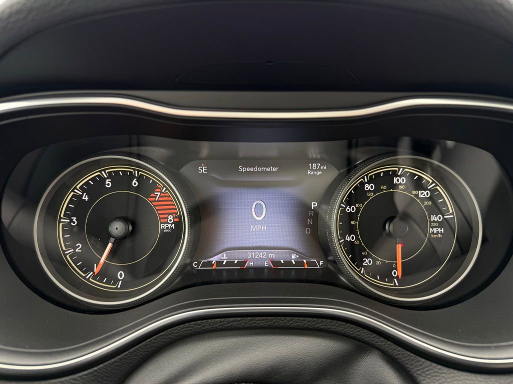 Used 2022 Jeep Cherokee Trailhawk w/ Sun, Sound & Nav Group image 21