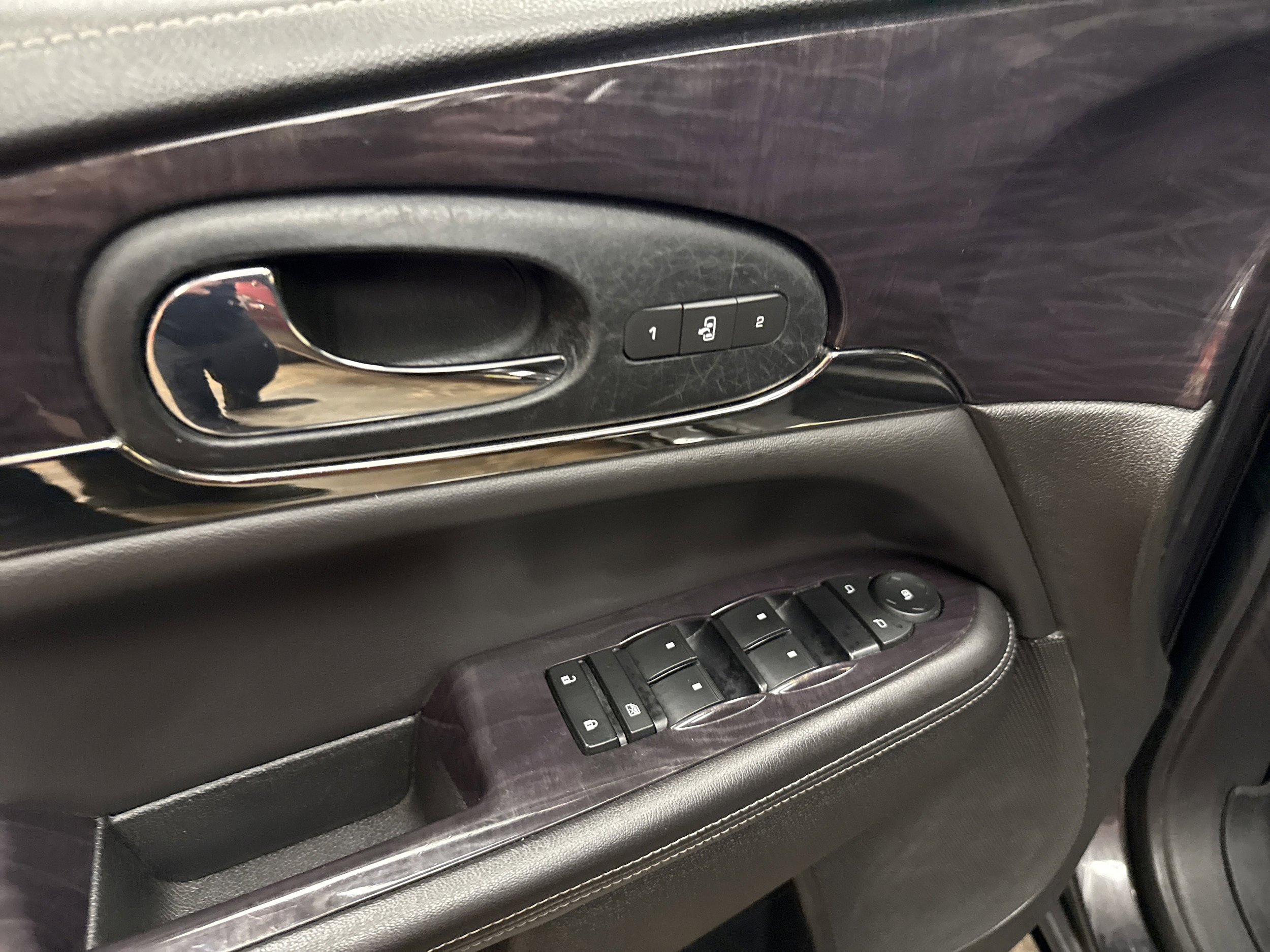 Used 2017 Buick Enclave Leather AWD/4WD image 40