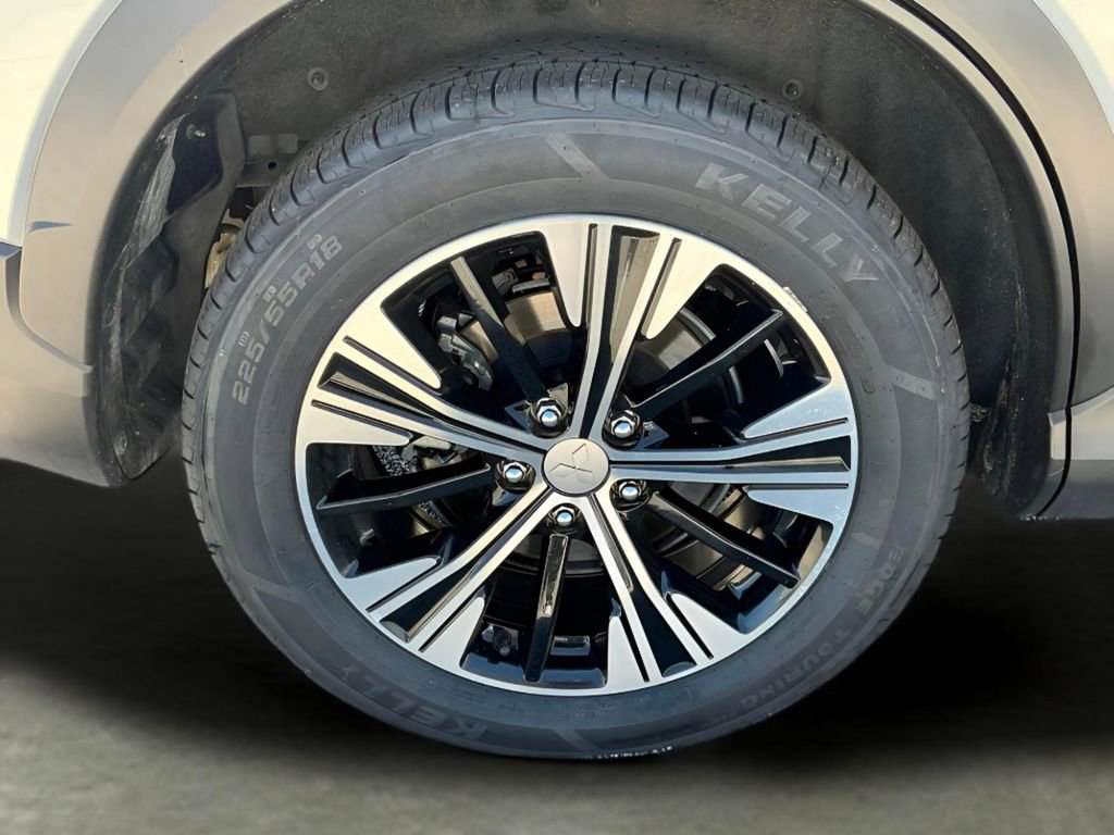 Used 2022 Mitsubishi Eclipse Cross SE image 18