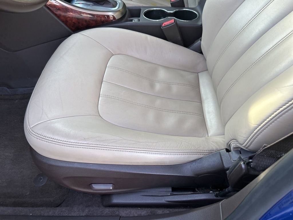 Used 2013 Buick Verano Premium image 19