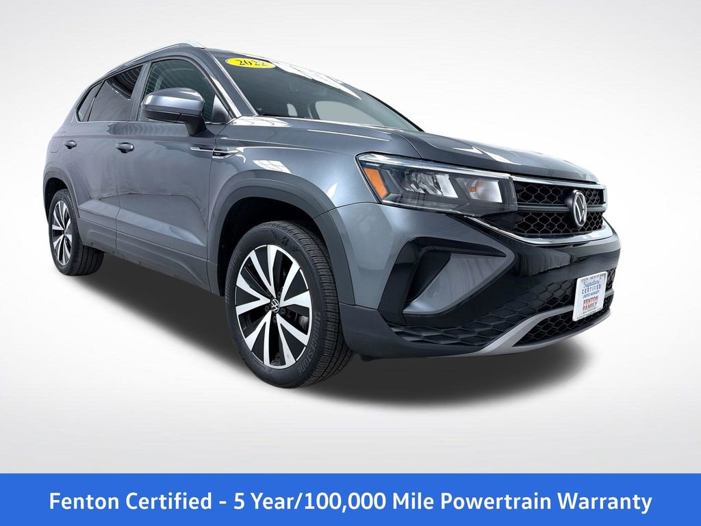 Used 2022 Volkswagen Taos SE w/ Panoramic Sunroof Package